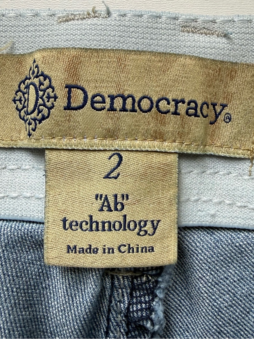 Democracy Straight Leg Jeans in Light Blue Wash - Picture 9 of 9